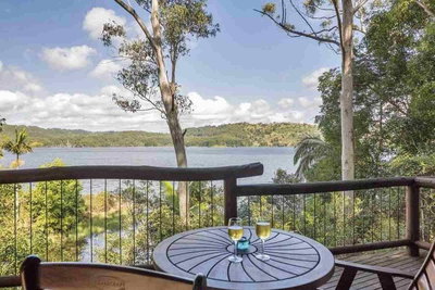 Sunshine Coast Private Scenic Guided Tour Inc. 2-Course Gourmet Lunch
