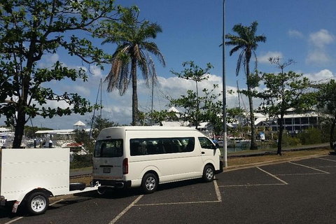 Airport Transfer To Or From Cairns Hotels For Up To 13 People - Gold Coast Attractions 1