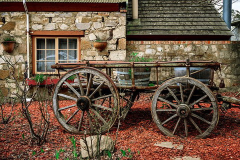 Adelaide Hills Day Tour. Winery Cellar Doors - Gold Coast Attractions 5