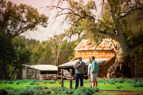 Yura Udnyu - Our Culture, Your Culture (Aboriginal Cultural Walk) - Gold Coast Attractions 0