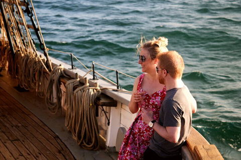 Sydney Harbour Tall Ship Wine & Canapes Evening Cruise - Gold Coast Attractions 4